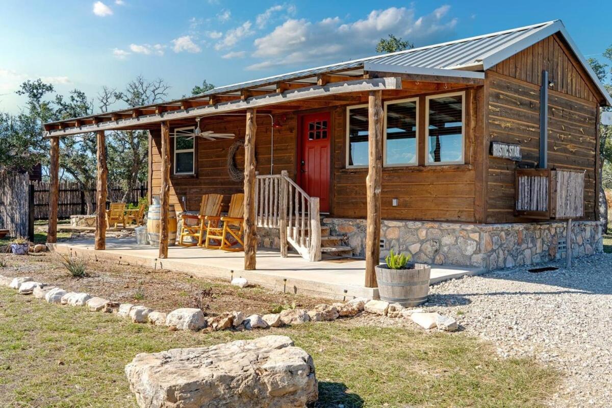 Rockin' R - Rustic Star Cabin Fredericksburg Exterior photo